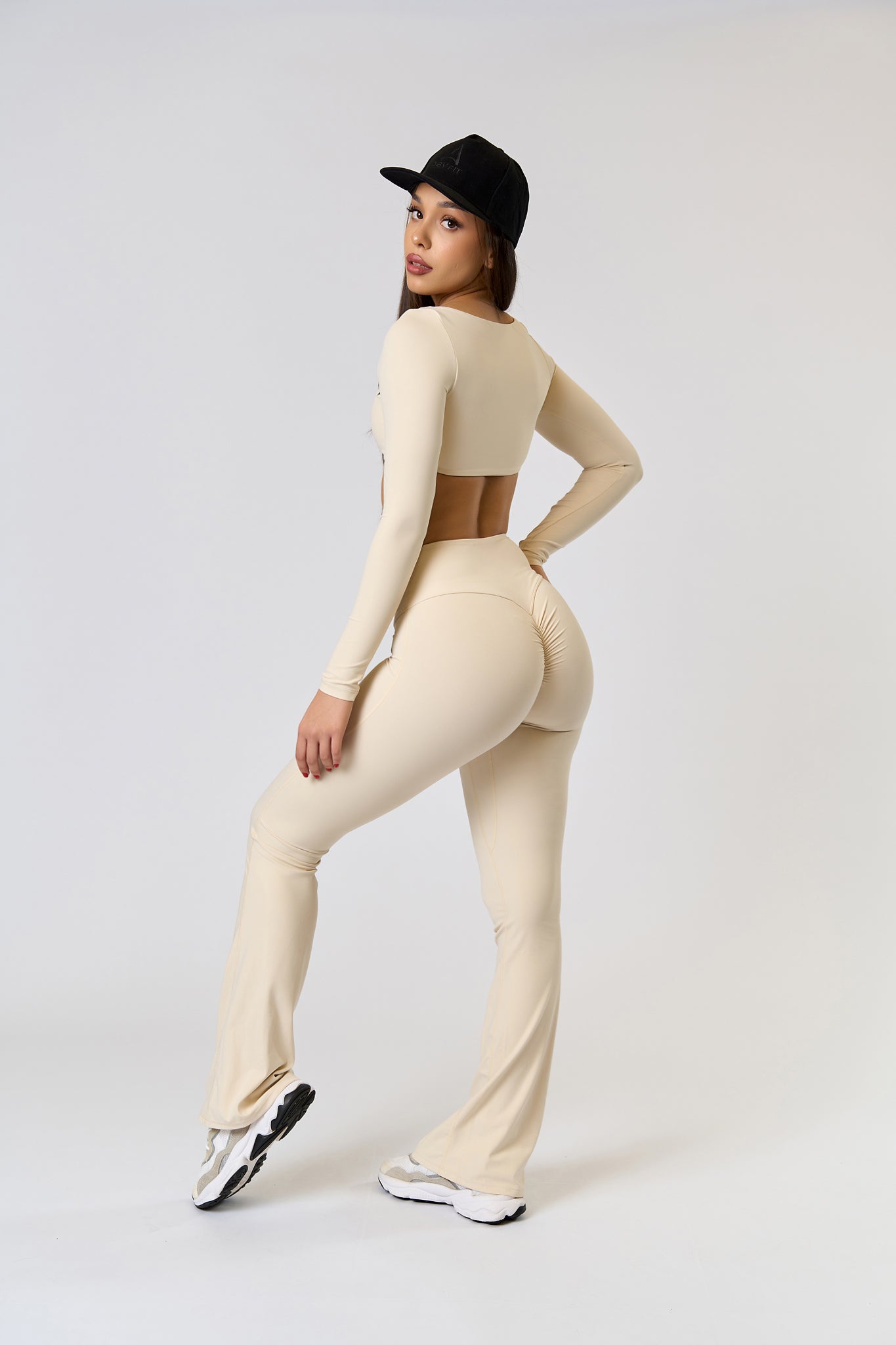 SOFT MOTION Nude Set