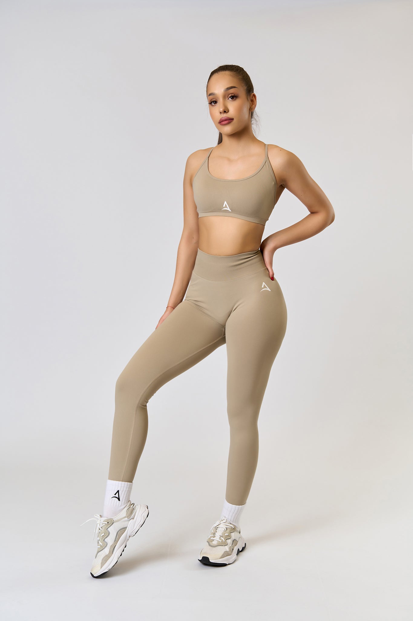 POWER GLOW Set Beige