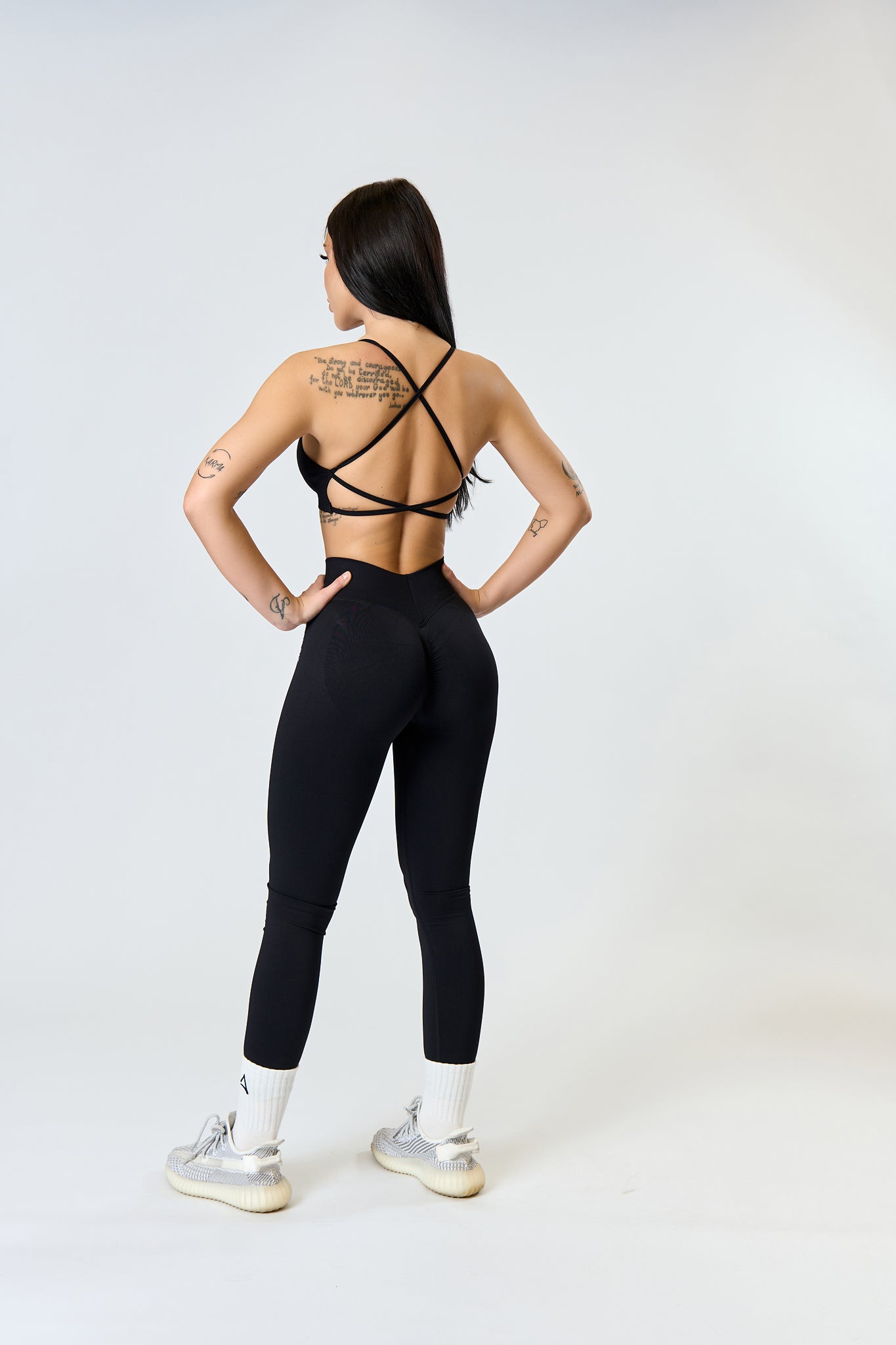 CROSSBACK SCULPT Set Black