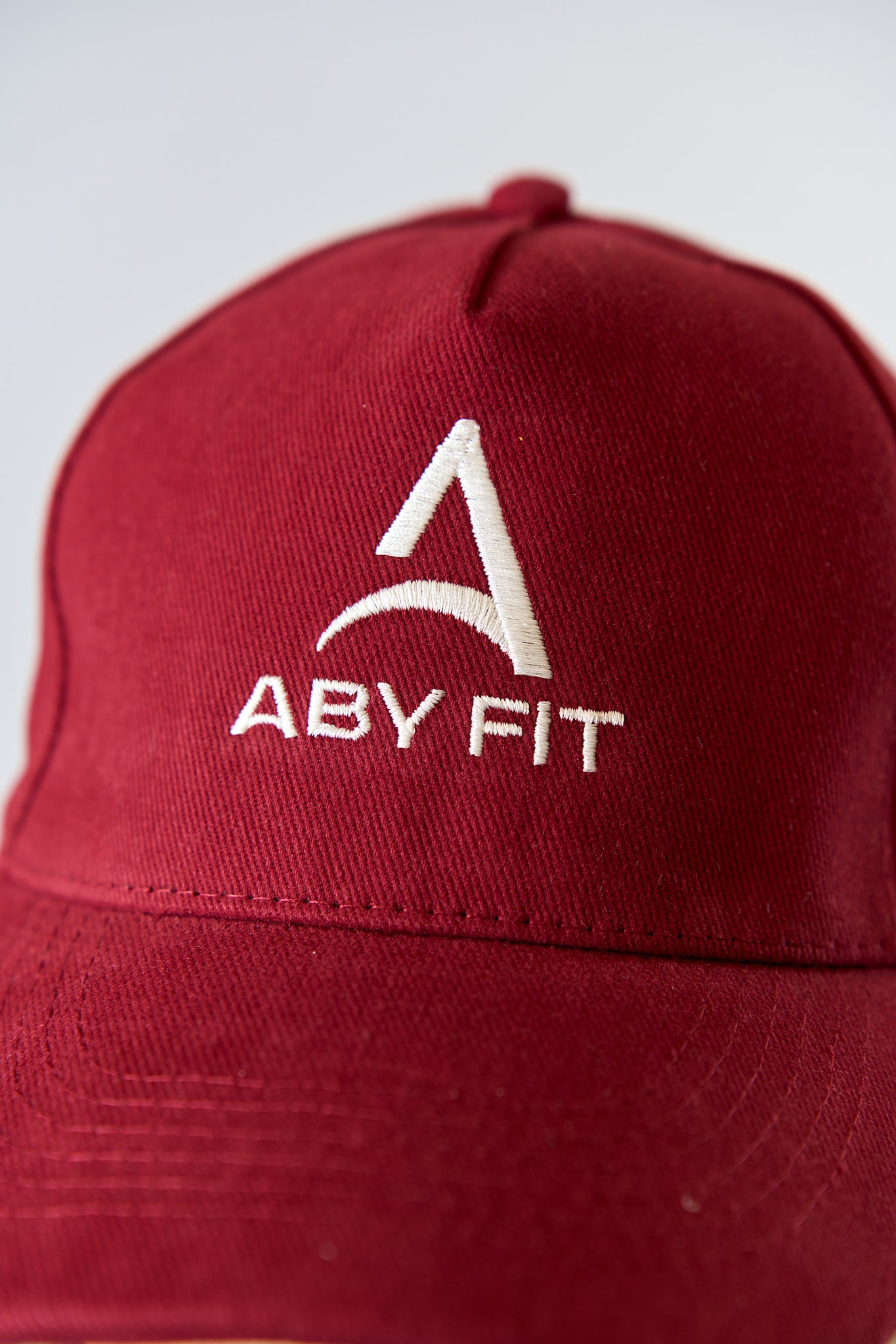 WHITE LOGO Cap Cherry