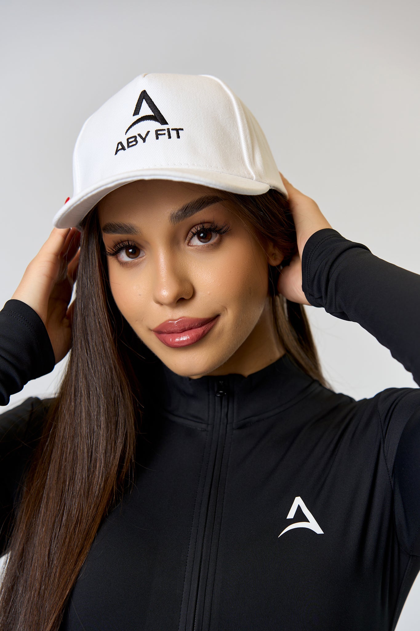 BLACK LOGO White Cap