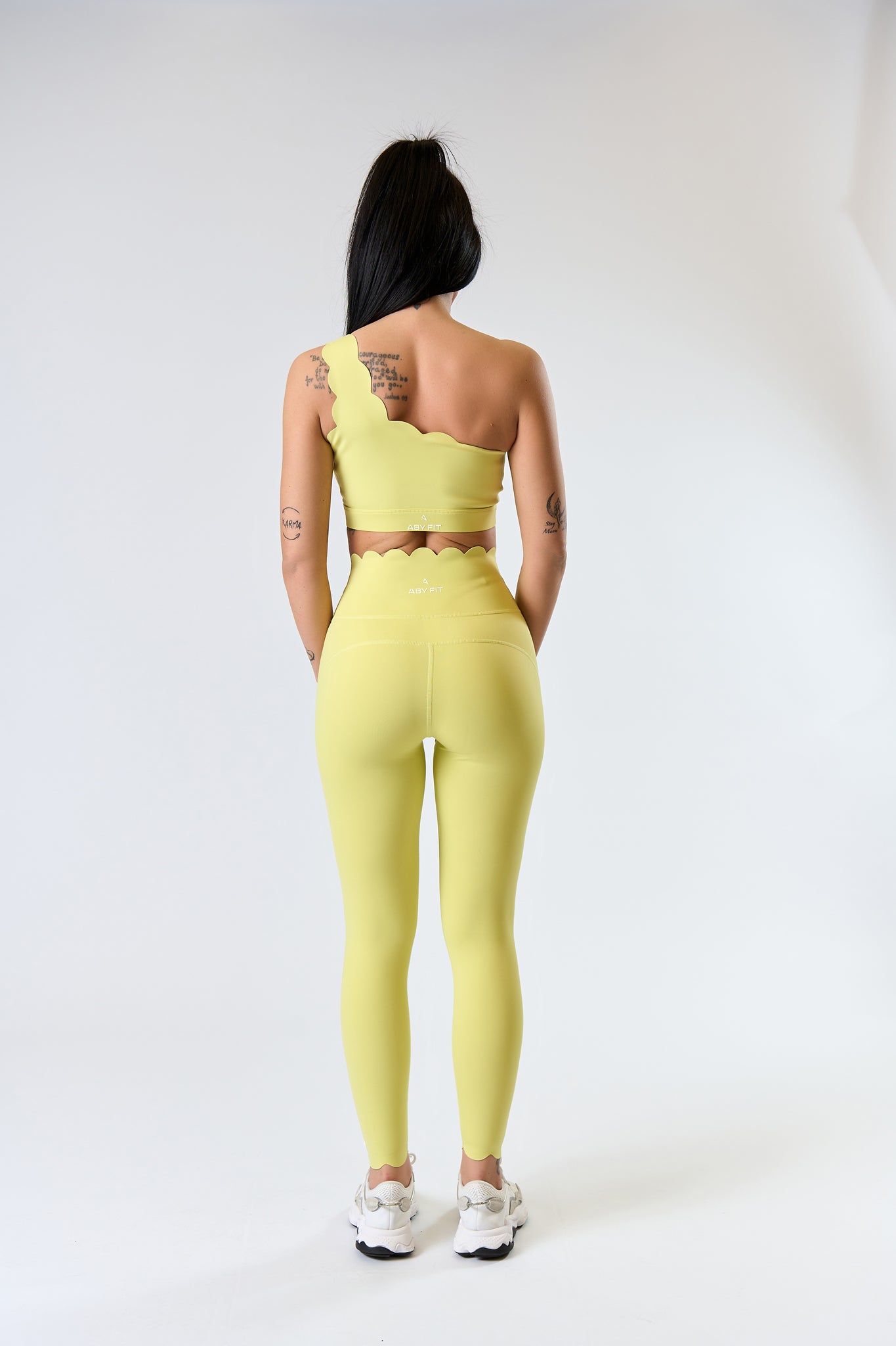 CHARM WAVES Set Light green