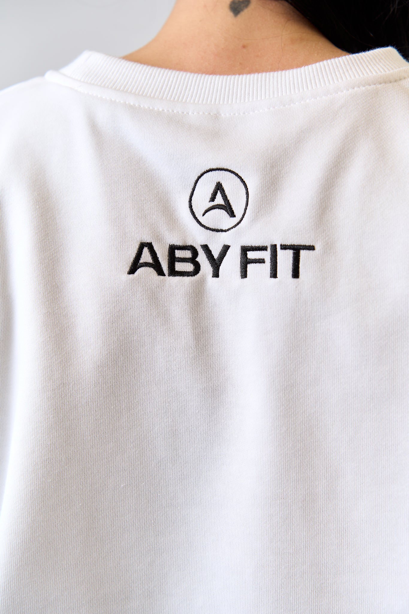 ELEVATE EASE Tracksuit White