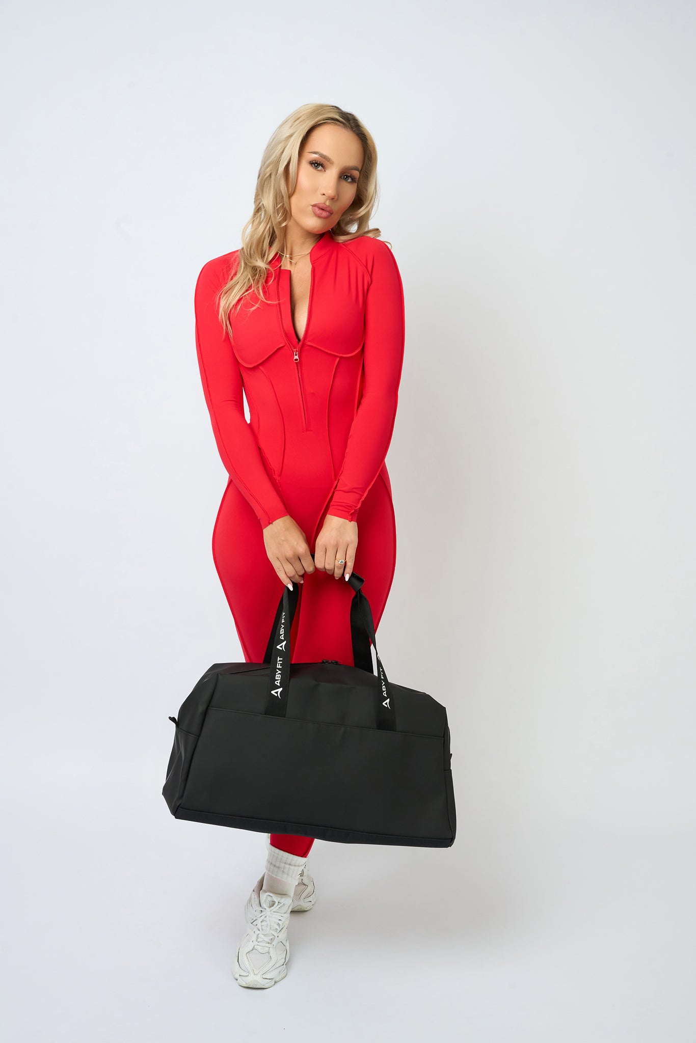 MATTE MOVE Bag Black