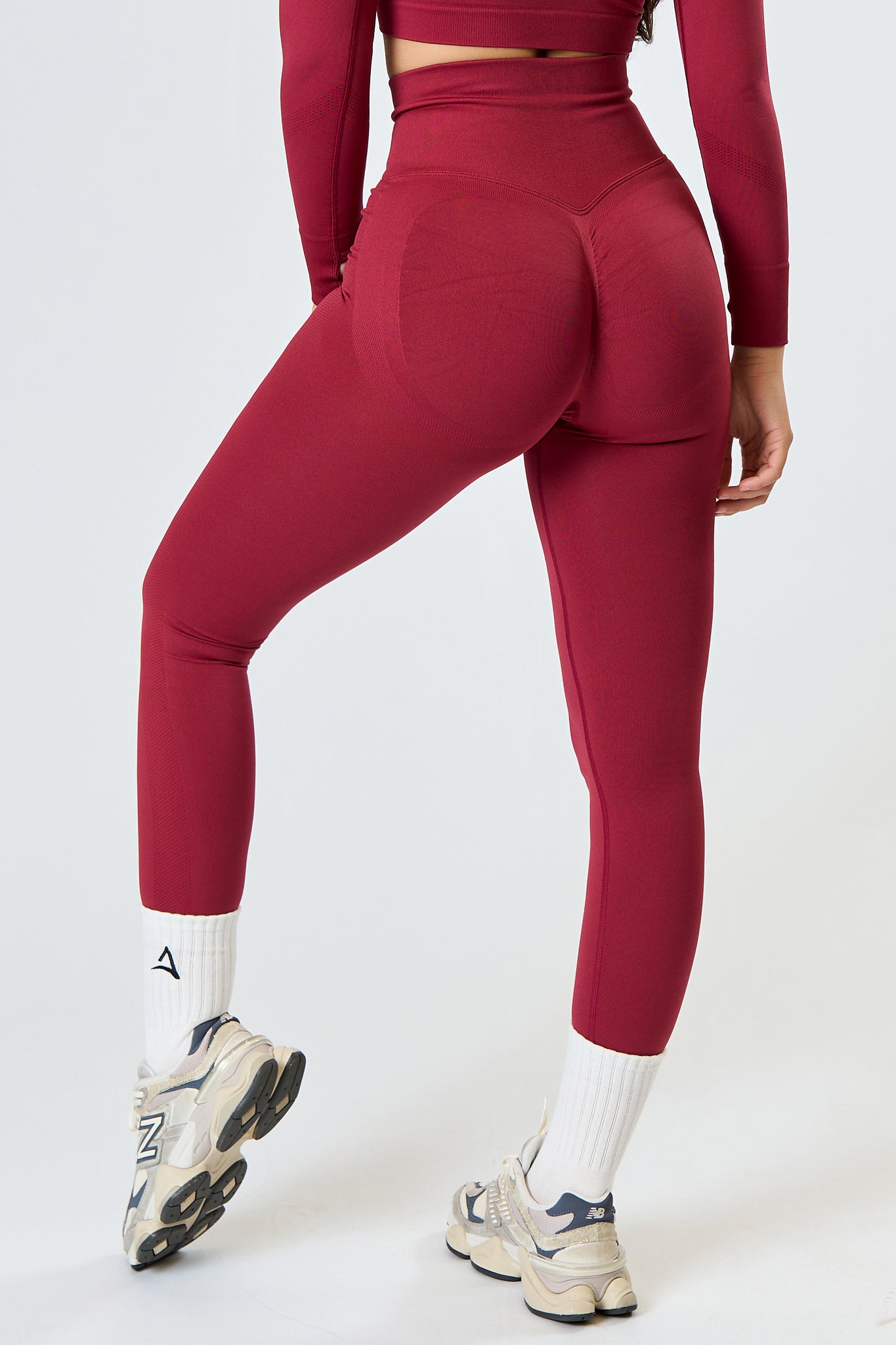SEAMLESS LONG Tights Cherry