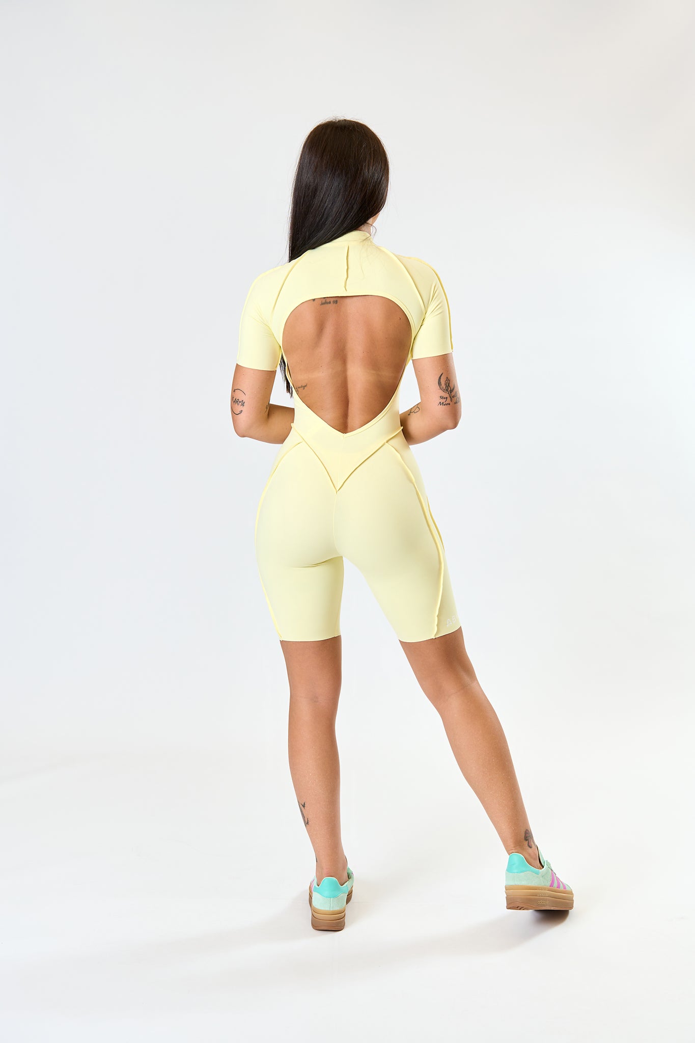 GLAM FIT SHORT Jumpsuit Yellow