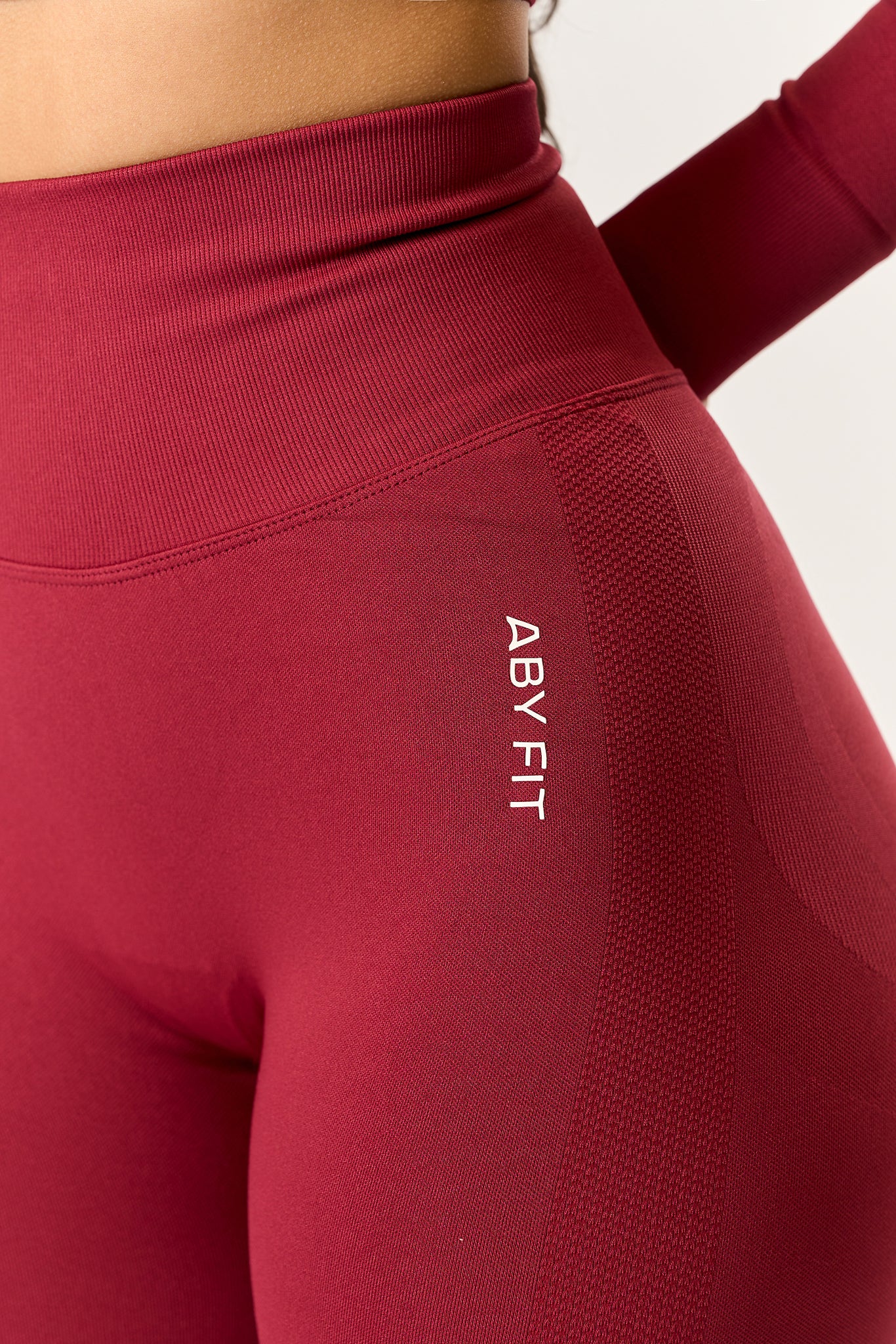 SEAMLESS LONG Tights Cherry