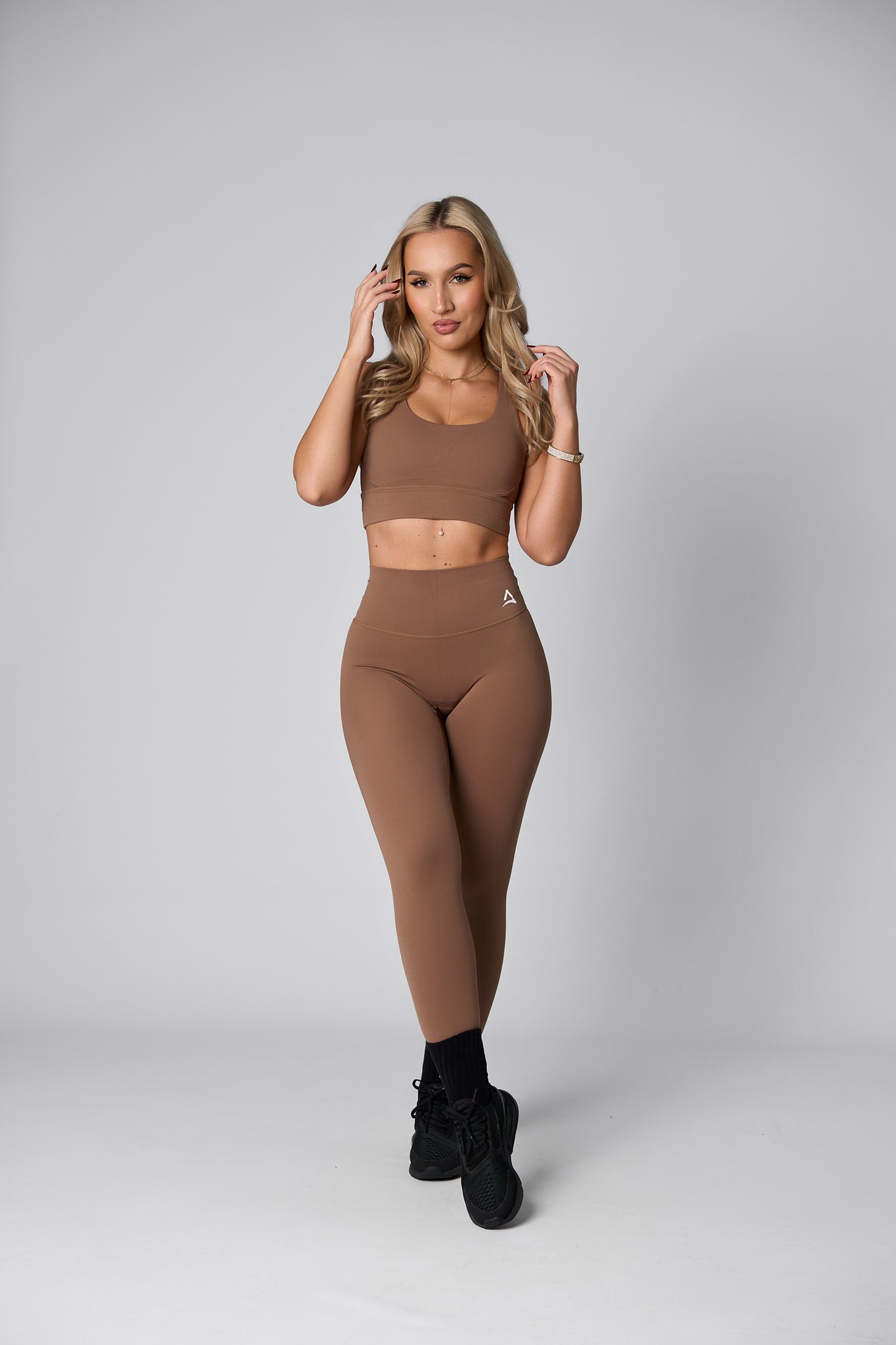 SOFT BY LUXURY Set Brown