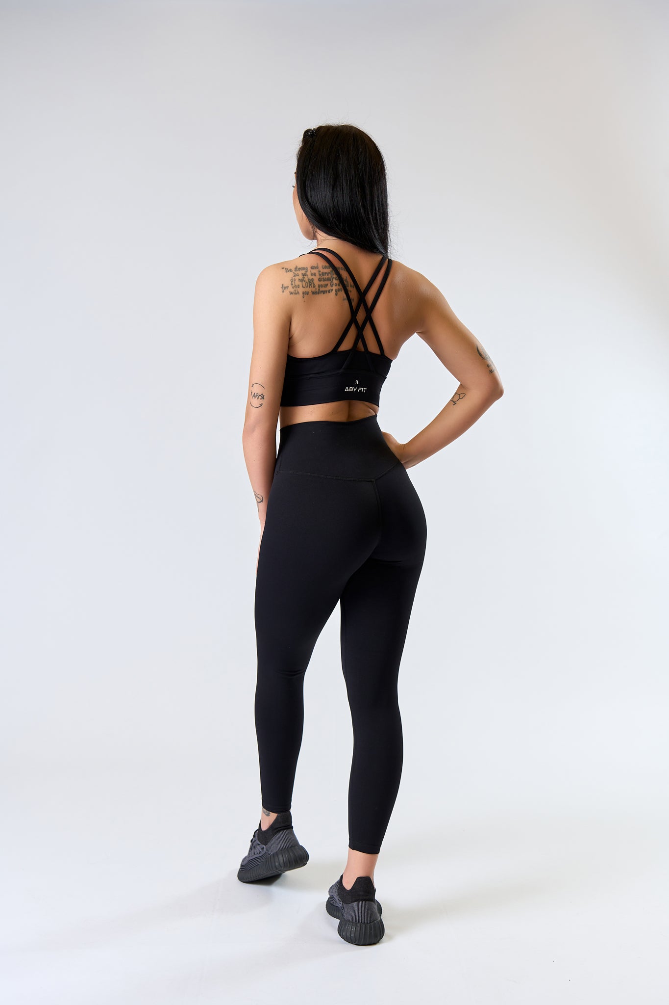 SOFT BY LUXURY Set Black