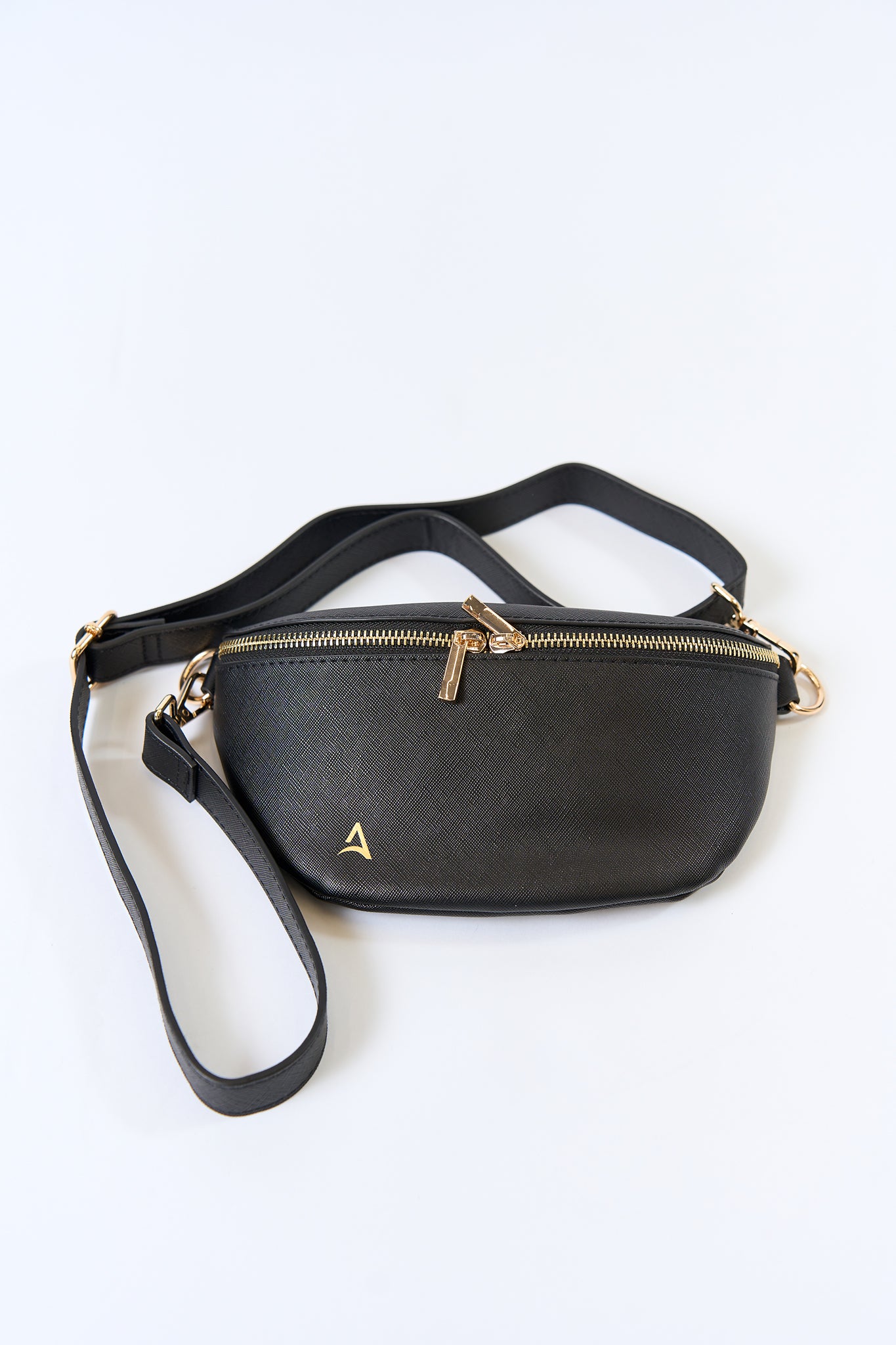 LUXE BELT Black Handbag