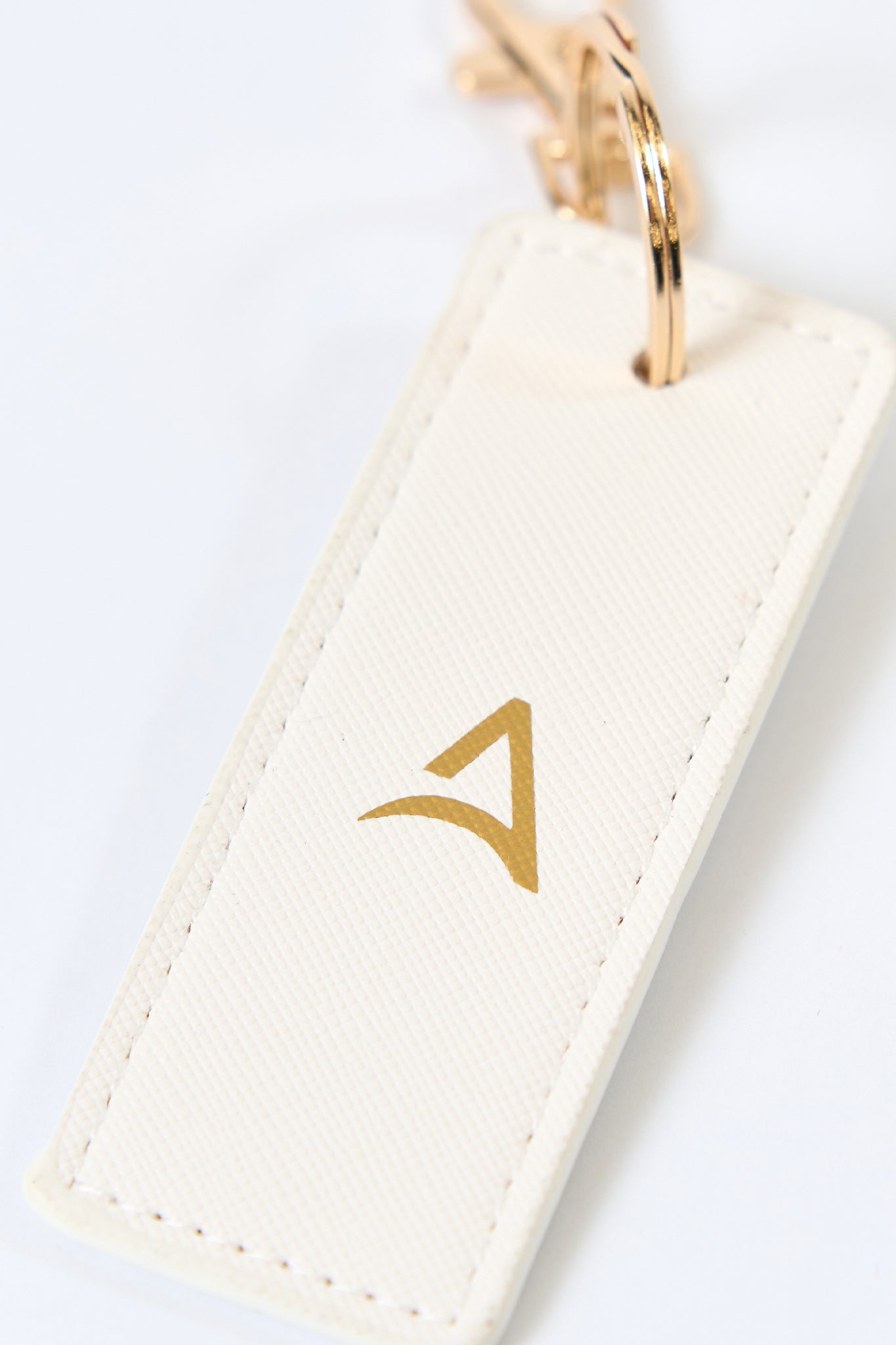 MACH TAG Keychain White